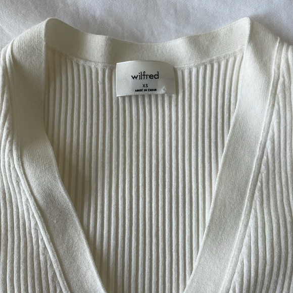 Wilfred V-Neck Fitted Cardigan, Size XS - Picture 2 of 4